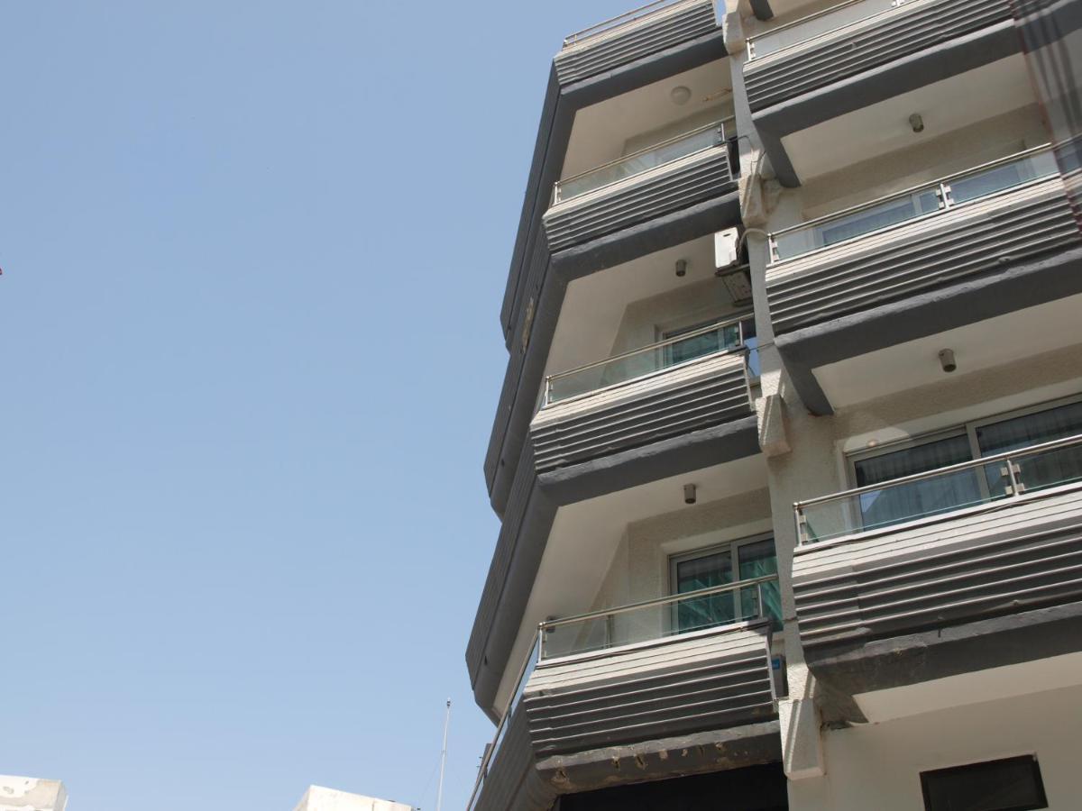 Attic City Apartments Larnaka Exterior foto
